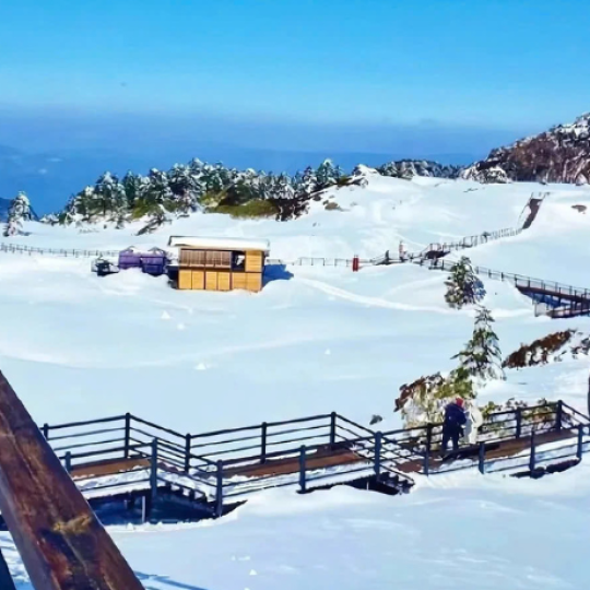 HÀ NỘI – CÔN MINH – KIỆU TỬ SƠN